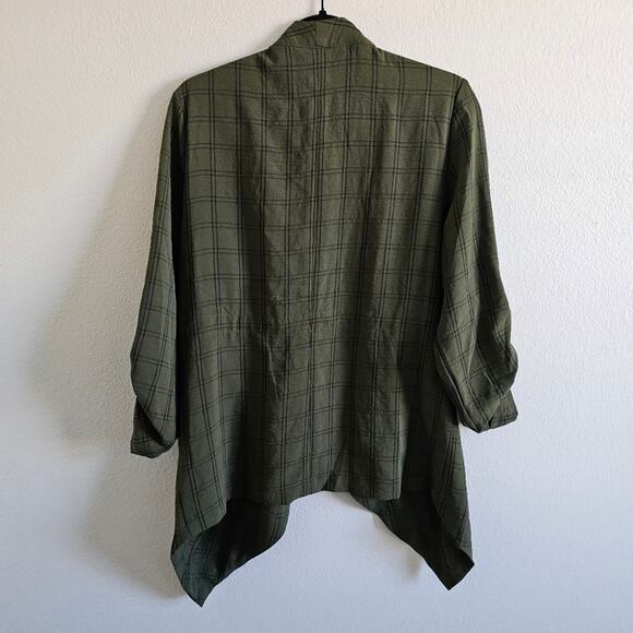SOHO Apparel LTD. New with Tags Green Cardigan size Medium - Picture 6 of 7